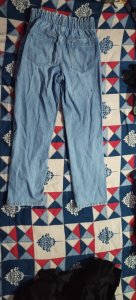 Blue straight-fit jeans in good condition